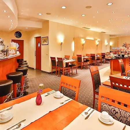 Hotel Superior Präsident 3*