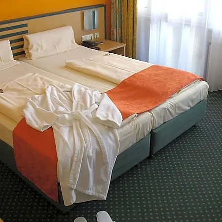 Superior Praesident 3* Munich