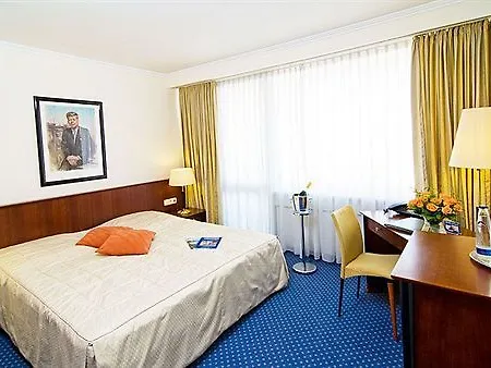 Superior Praesident 3*