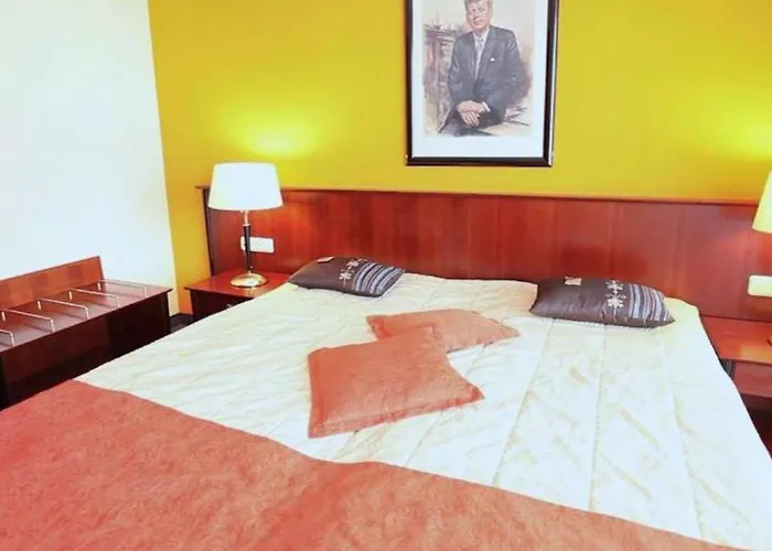 Superior Praesident Hotel 3*