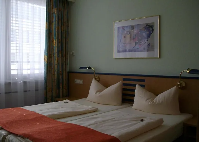 Superior Praesident Hotel 3*