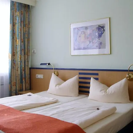 Superior Praesident 3* Munich